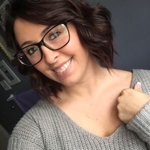 Meet your Posher, Ciera